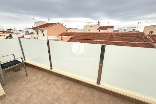 Z drugiej ręki - Szalet -
Torrevieja - El chaparral