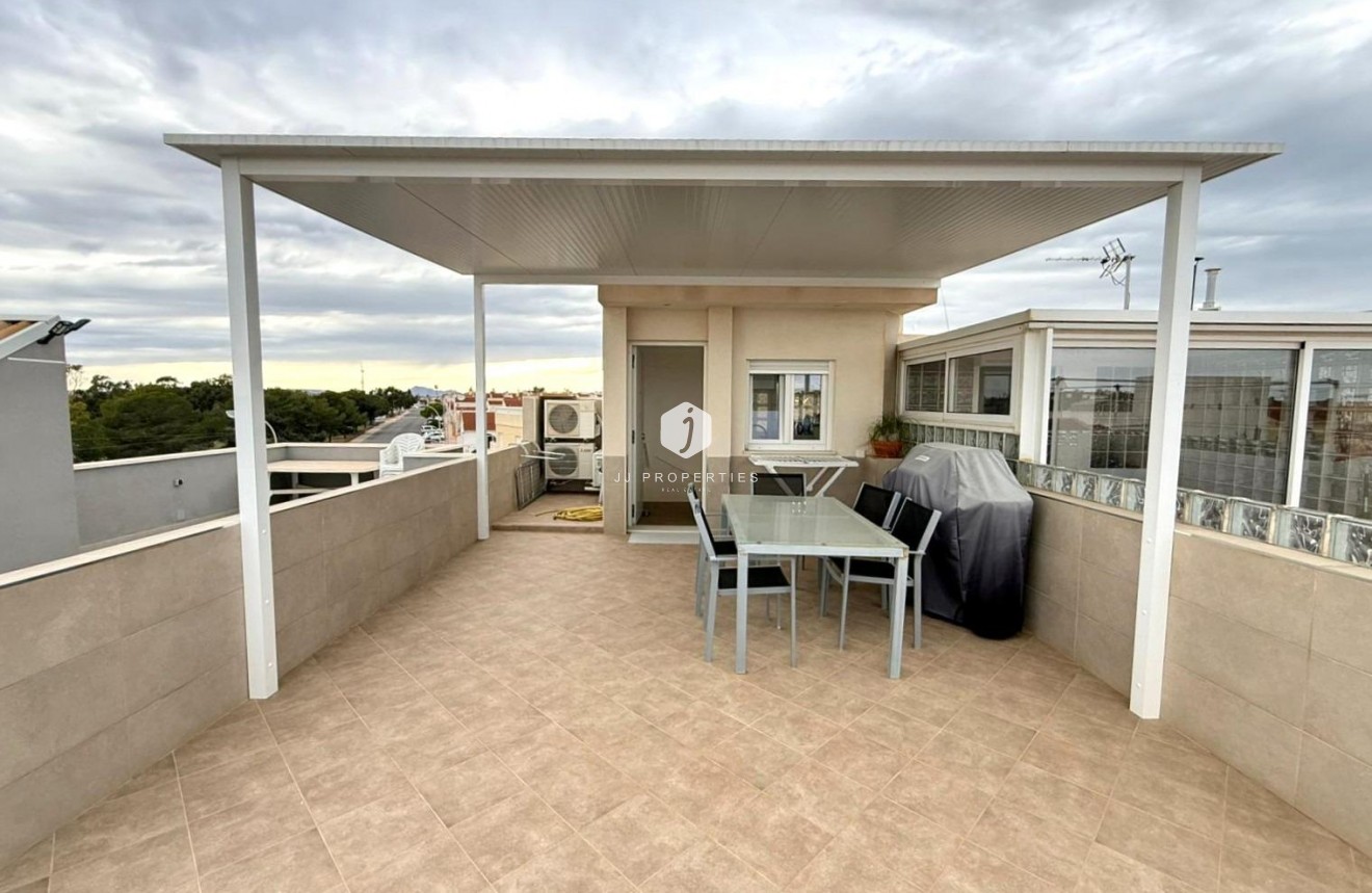 Z drugiej ręki - Szalet -
Torrevieja - El chaparral