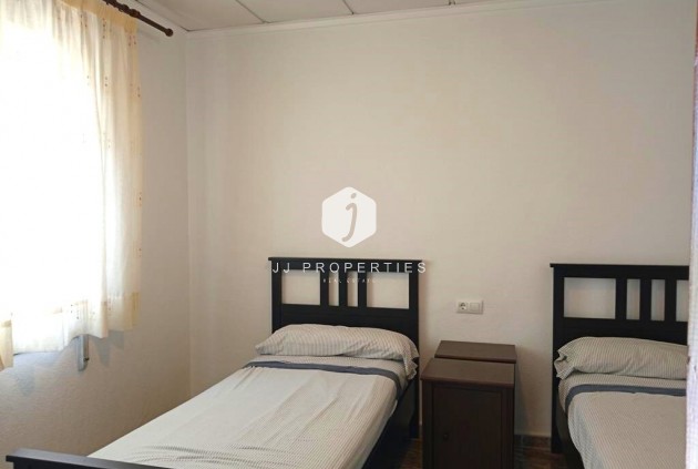 D'occasion - Chalet -
Los Montesinos - PUEBLO CENTRO
