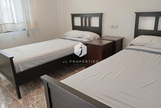 D'occasion - Chalet -
Los Montesinos - PUEBLO CENTRO