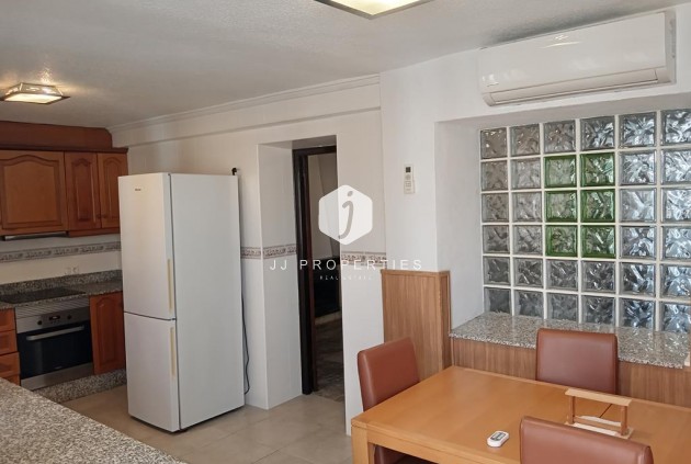 D'occasion - Chalet -
Los Montesinos - PUEBLO CENTRO