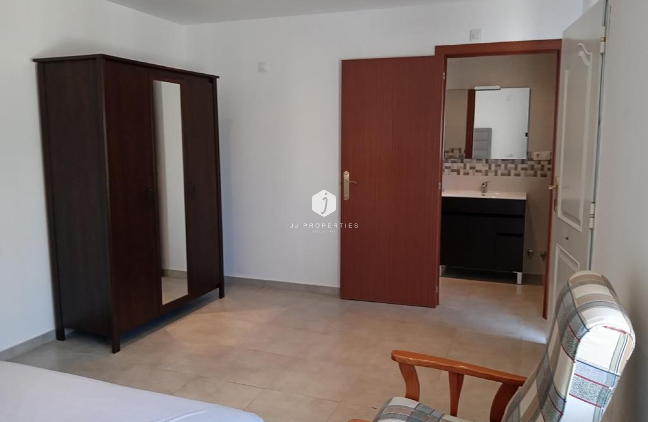 D'occasion - Chalet -
Los Montesinos - PUEBLO CENTRO