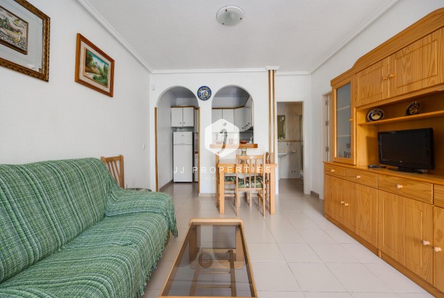 Resale - Bungalow -
Torrevieja - Costa Blanca