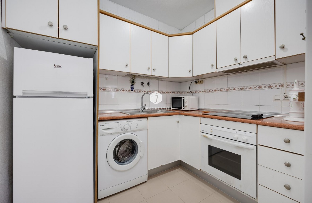 Resale - Bungalow -
Torrevieja - Costa Blanca