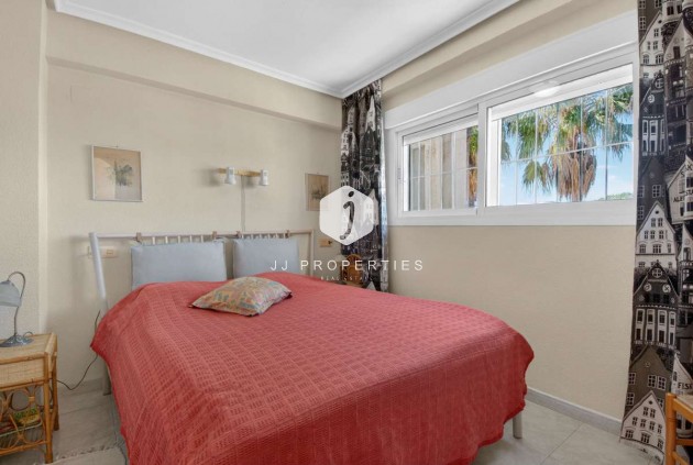 Aus zweiter Hand - Wohnung -
Punta Prima - Costa Blanca