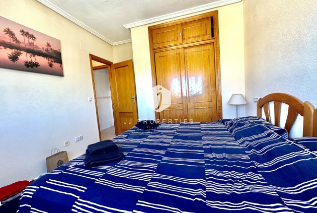 Z drugiej ręki - Daszek -
La Zenia - Costa Blanca