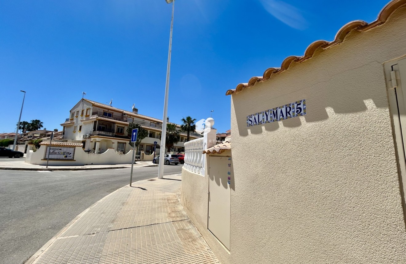 Z drugiej ręki - Daszek -
La Zenia - Costa Blanca