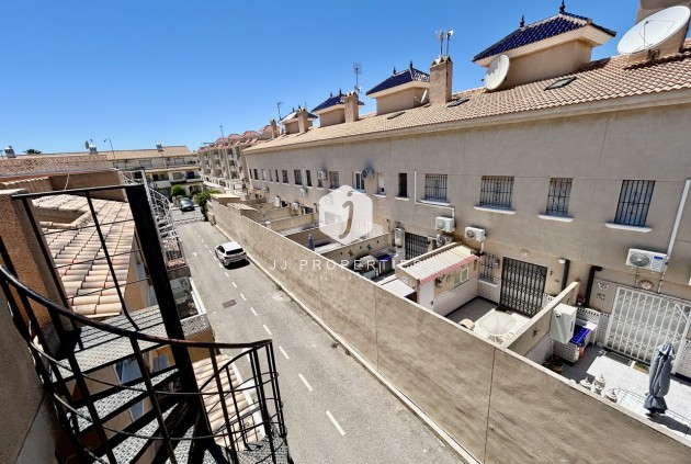 Z drugiej ręki - Daszek -
La Zenia - Costa Blanca