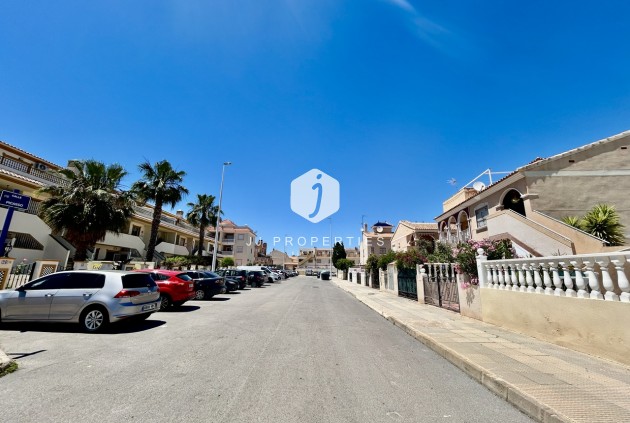 Z drugiej ręki - Daszek -
La Zenia - Costa Blanca