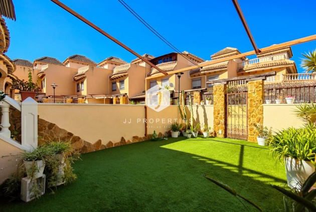 Resale - Chalet -
Guardamar del Segura - Costa Blanca