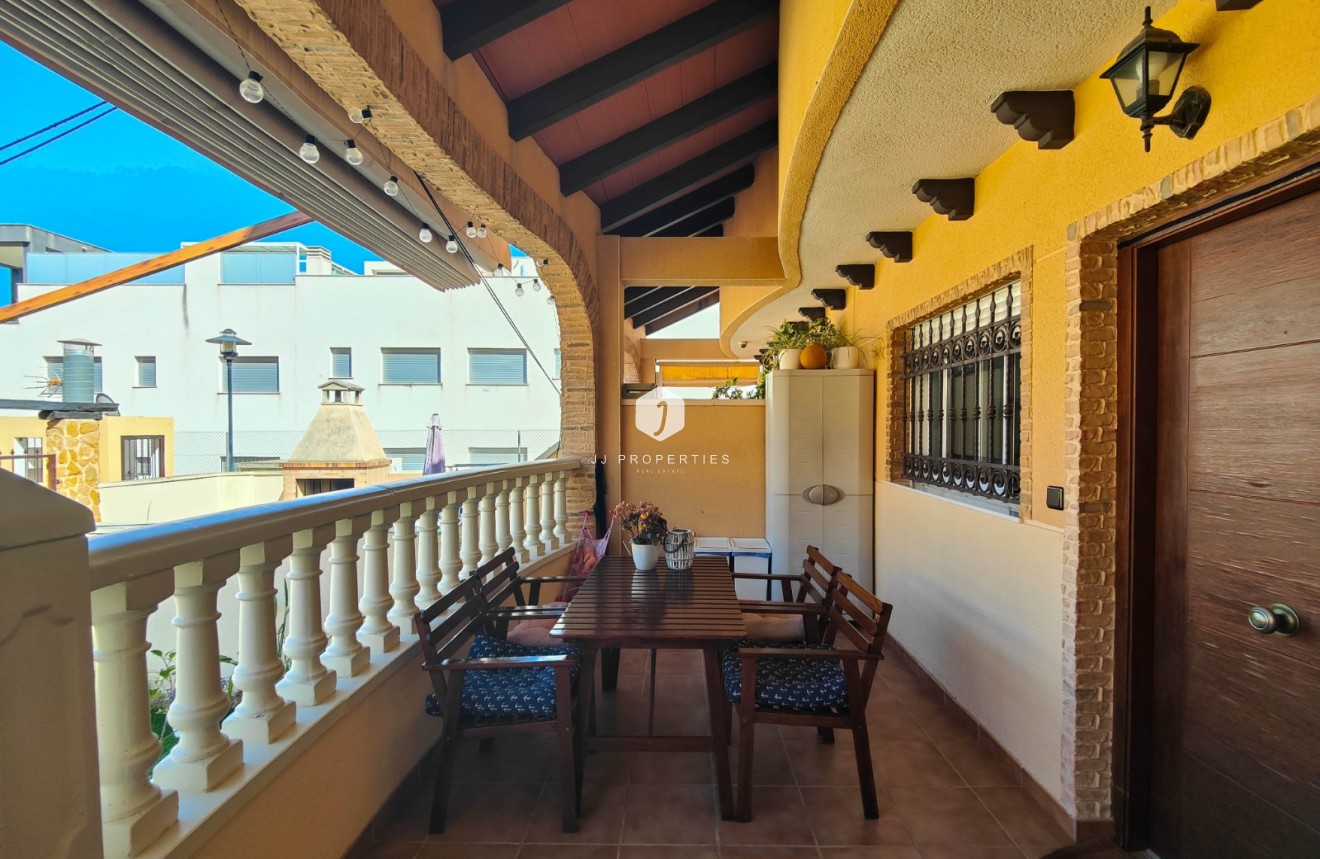 Resale - Chalet -
Guardamar del Segura - Costa Blanca