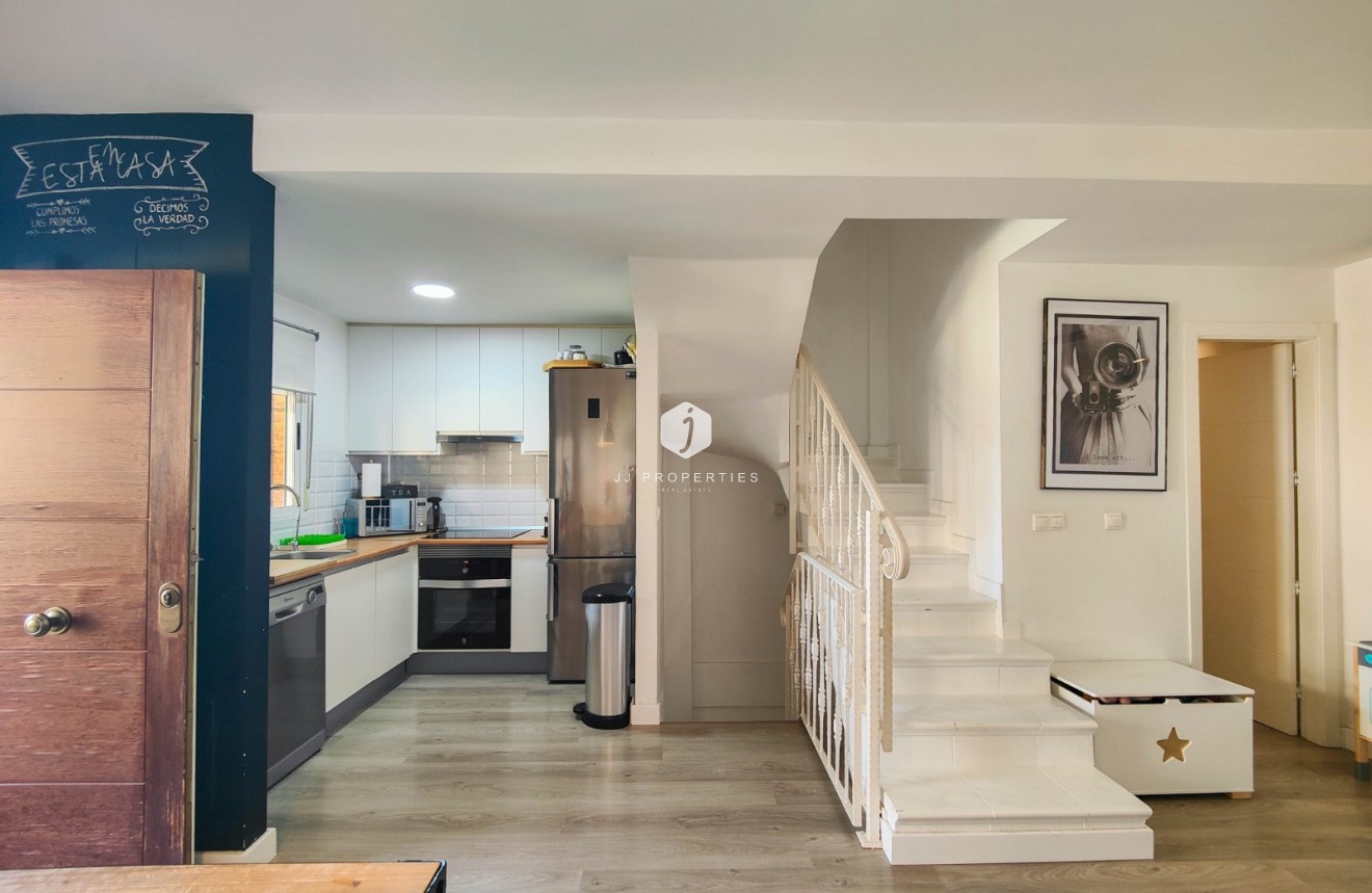 Resale - Chalet -
Guardamar del Segura - Costa Blanca