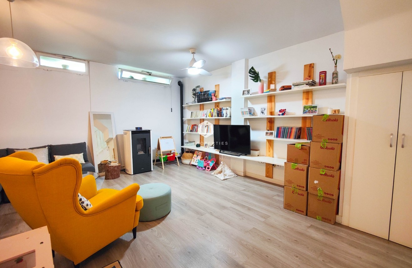 Resale - Chalet -
Guardamar del Segura - Costa Blanca