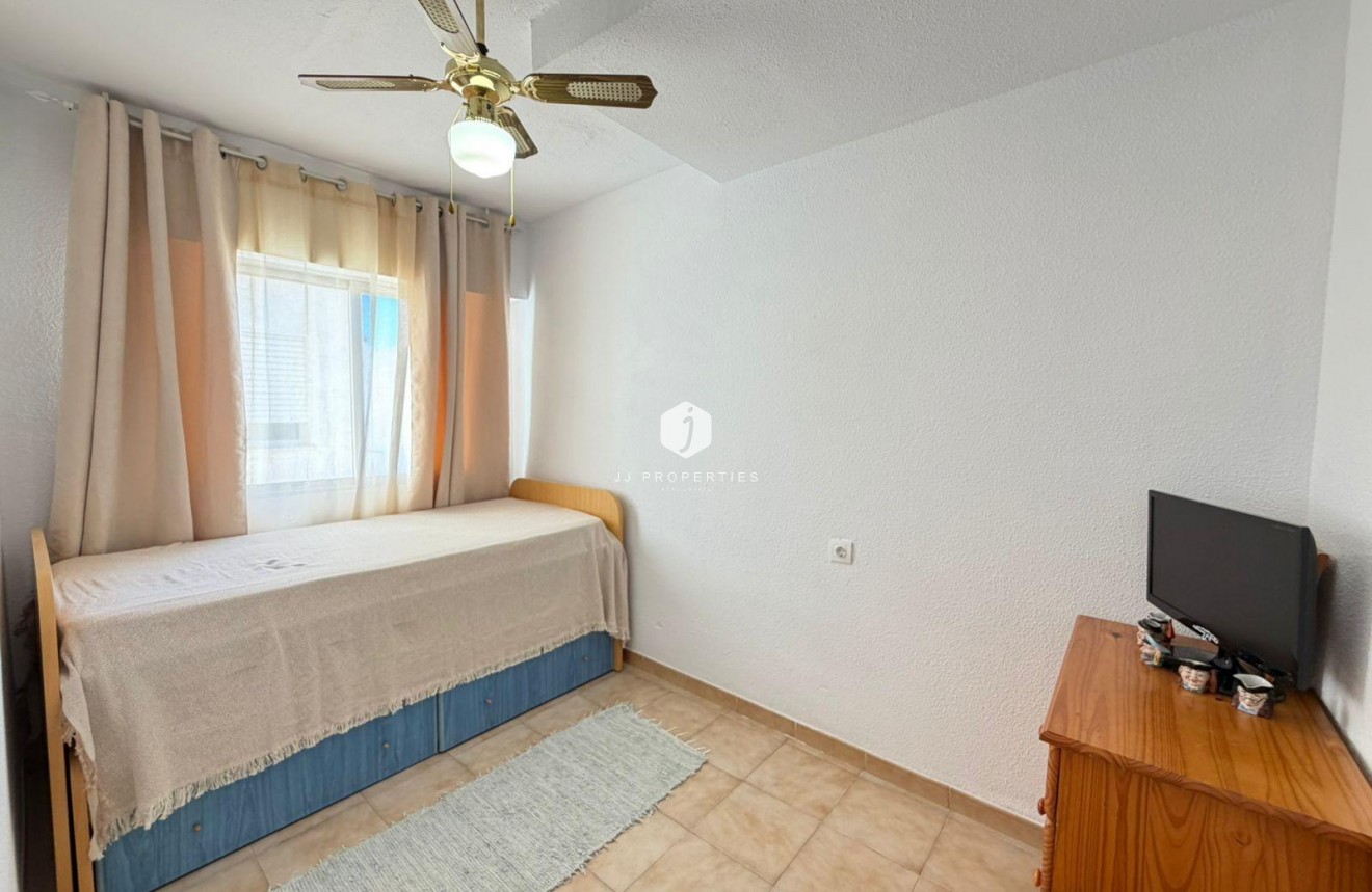 D'occasion - Appartement -
Torrevieja - Centro