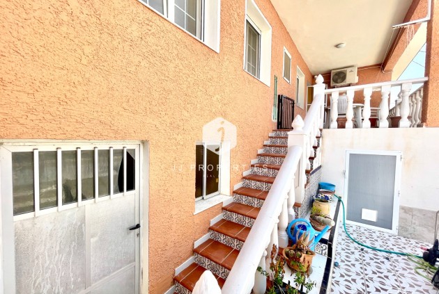 D'occasion - Villa -
Benijofar - Costa Blanca