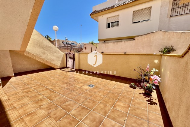 Z drugiej ręki - Mieszkanie w bloku -
La Zenia - Costa Blanca
