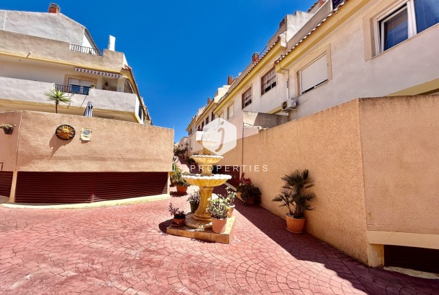 Z drugiej ręki - Mieszkanie w bloku -
La Zenia - Costa Blanca