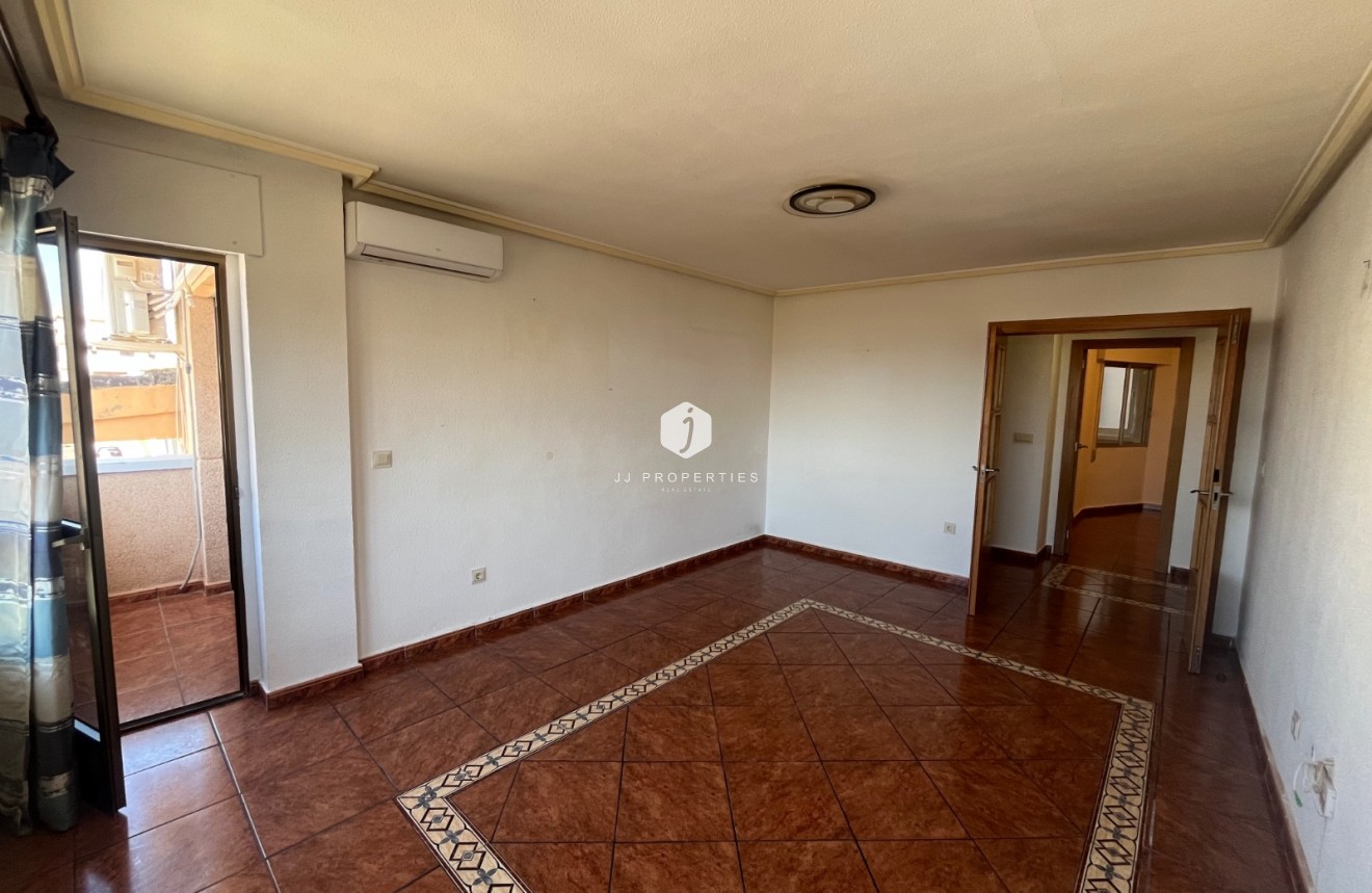Z drugiej ręki - Mieszkanie w bloku -
Benijofar - Costa Blanca