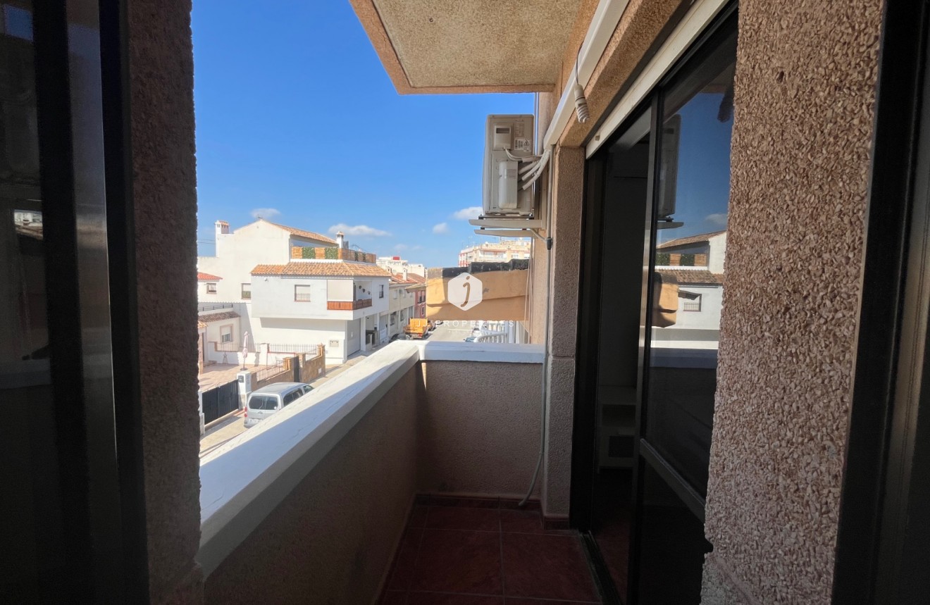 Z drugiej ręki - Mieszkanie w bloku -
Benijofar - Costa Blanca