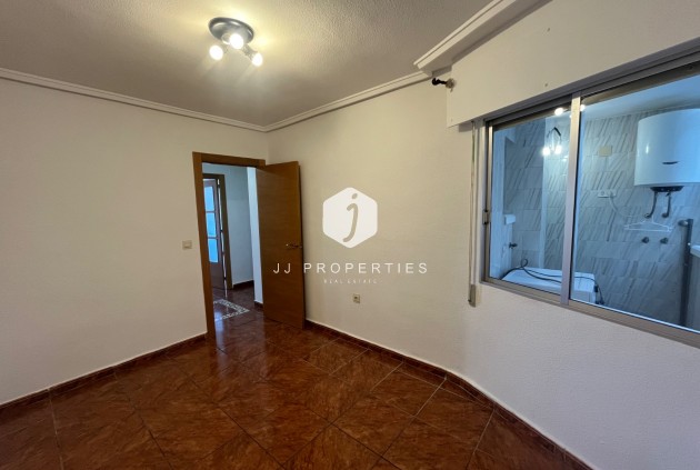 Z drugiej ręki - Mieszkanie w bloku -
Benijofar - Costa Blanca