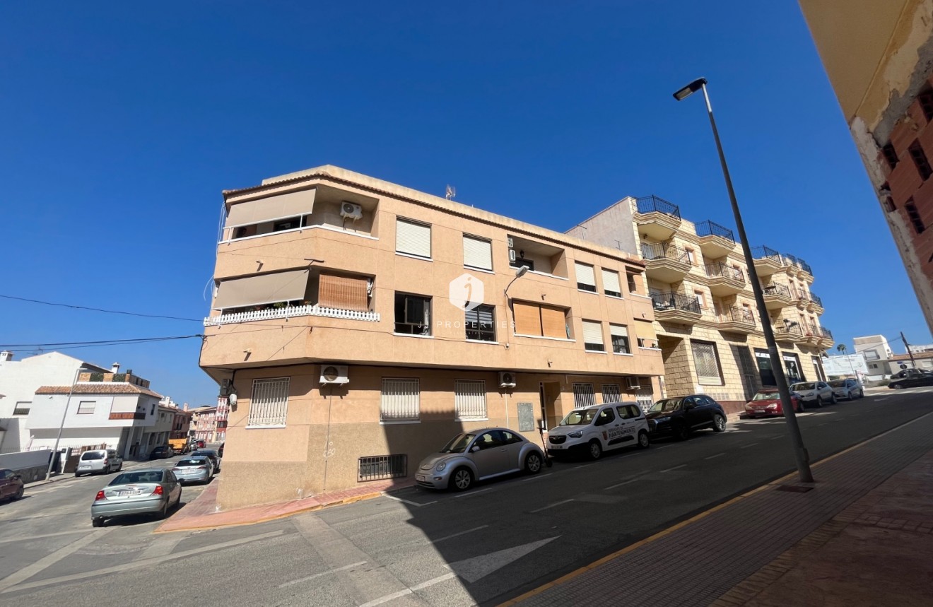 Z drugiej ręki - Mieszkanie w bloku -
Benijofar - Costa Blanca