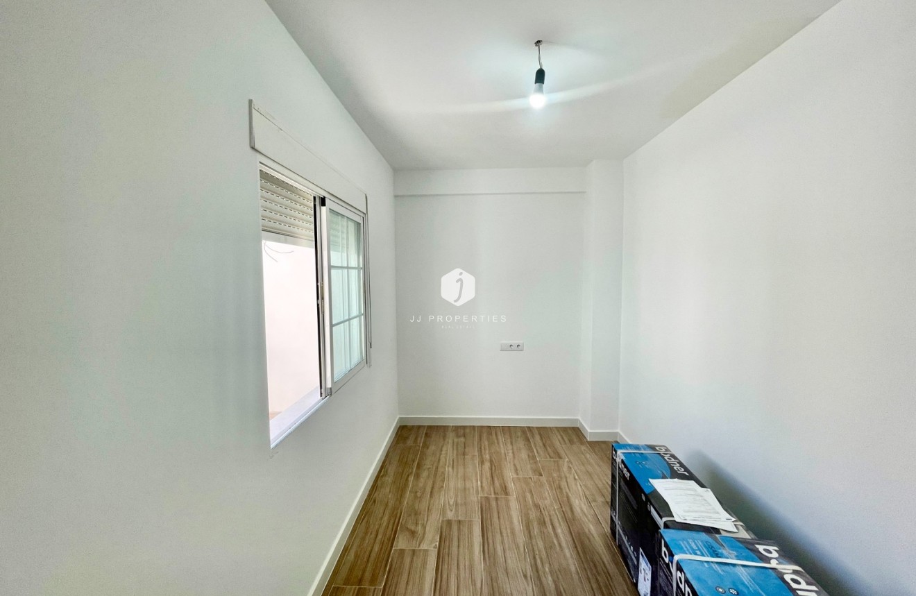 Segunda mano - Chalet -
Daya Vieja - Costa Blanca