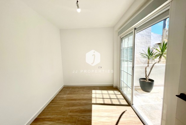 Segunda mano - Chalet -
Daya Vieja - Costa Blanca