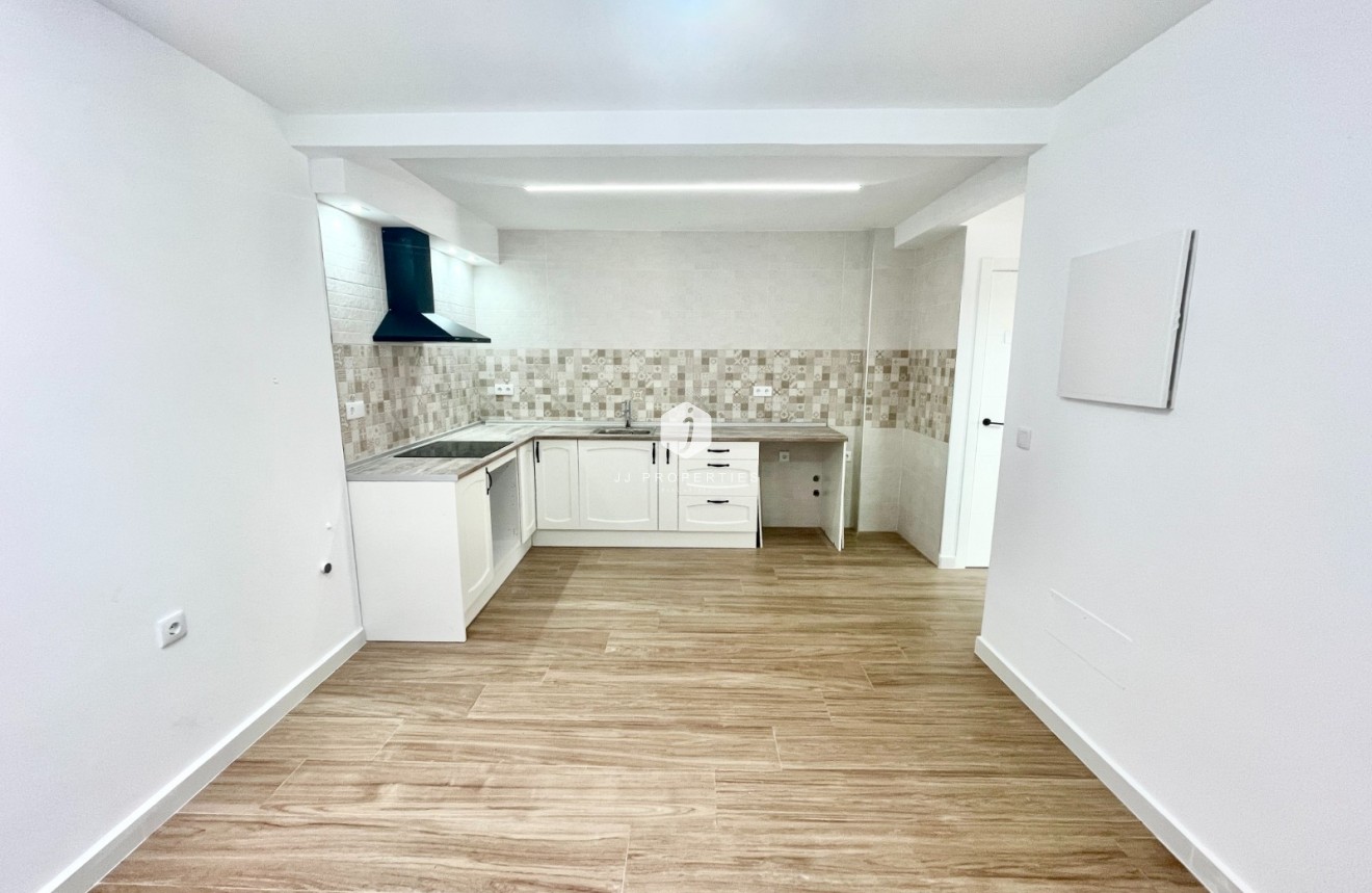 Segunda mano - Chalet -
Daya Vieja - Costa Blanca