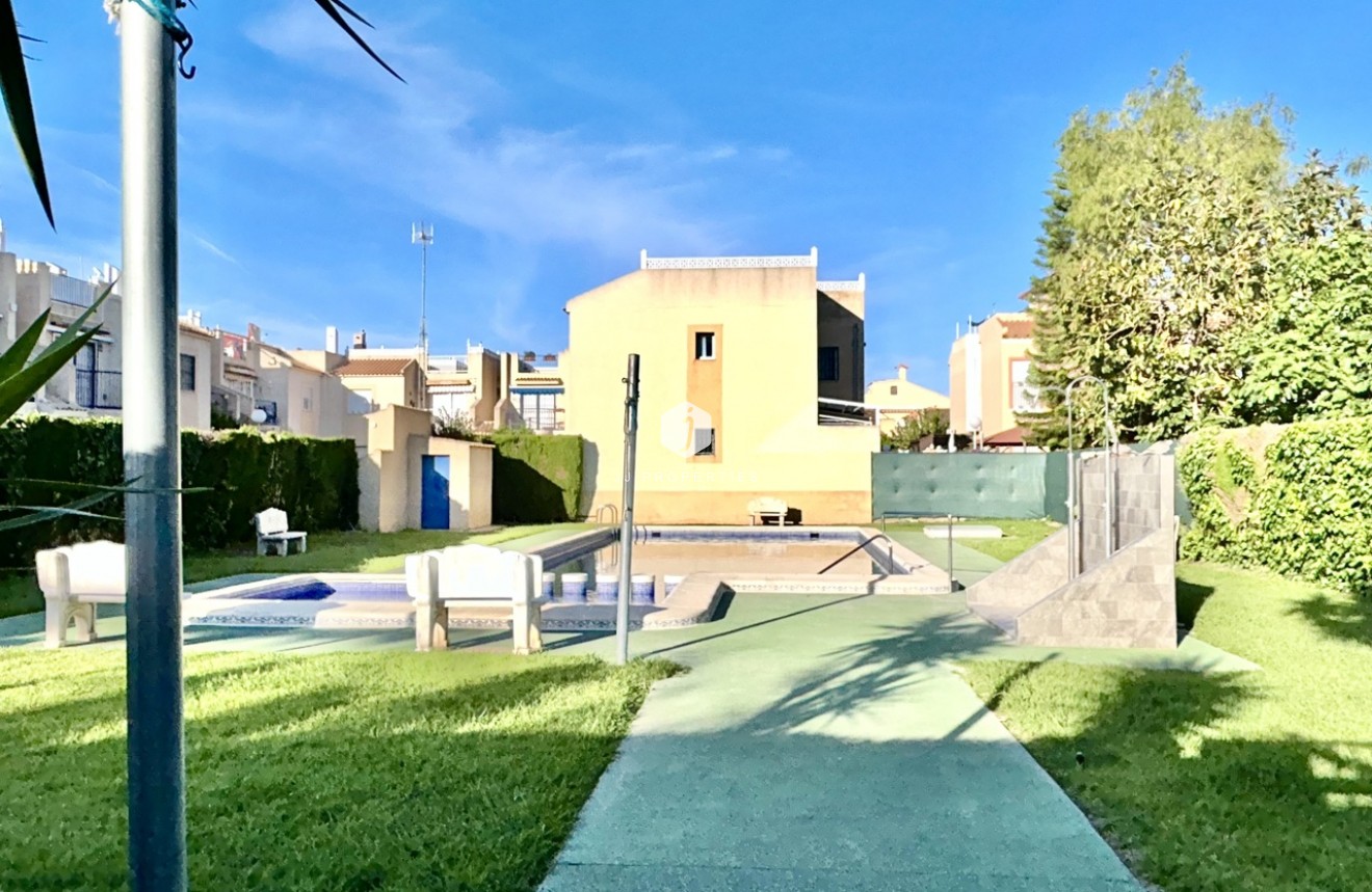 Aus zweiter Hand - Wohnung -
Torrevieja - Costa Blanca