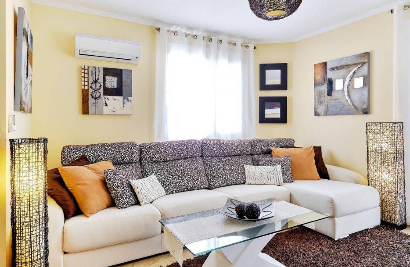 D'occasion - Appartement -
Orihuela Costa - Altos De Campoamor