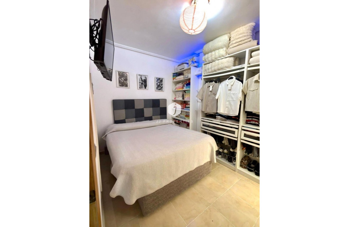 Segunda mano - Apartamento / piso -
Torrevieja - Nueva Torrevieja