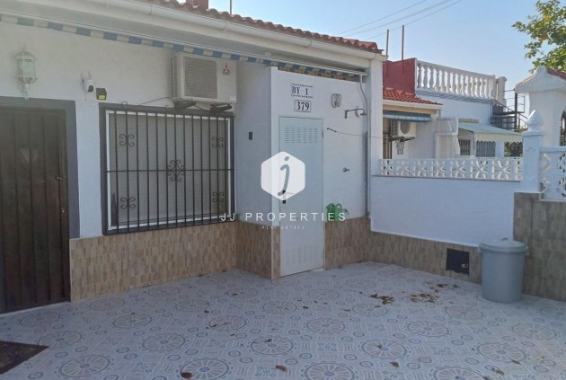 Resale - Bungalow -
Torrevieja - Torretas