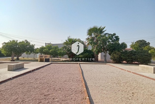 Resale - Bungalow -
Torrevieja - Torretas