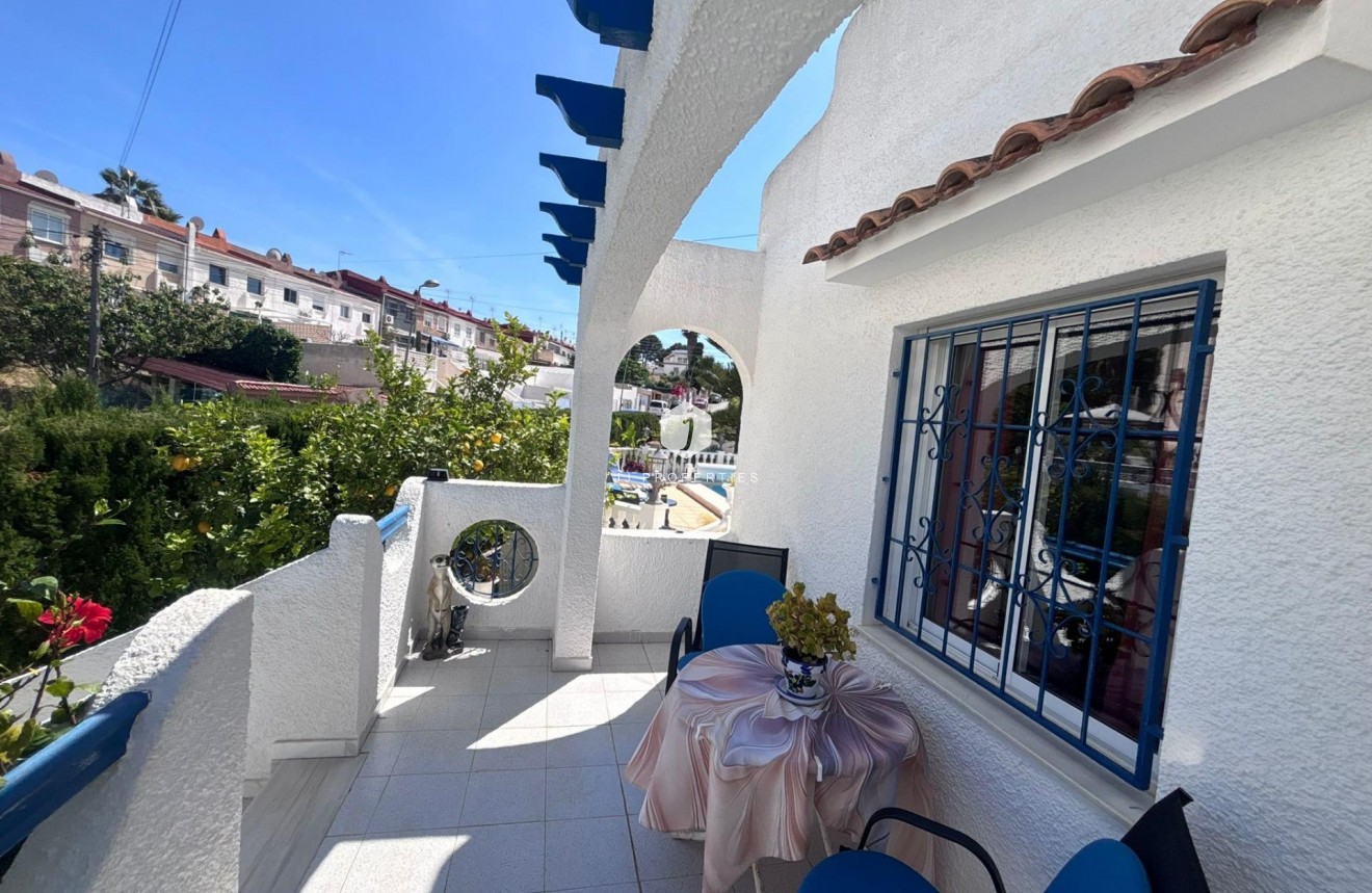 D'occasion - Chalet -
Torrevieja - Los Balcones