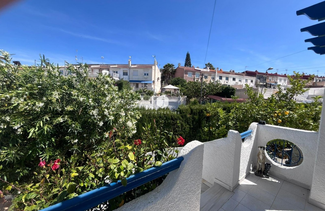 D'occasion - Chalet -
Torrevieja - Los Balcones