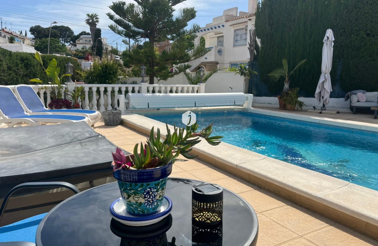 D'occasion - Chalet -
Torrevieja - Los Balcones