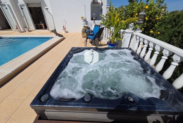 D'occasion - Chalet -
Torrevieja - Los Balcones