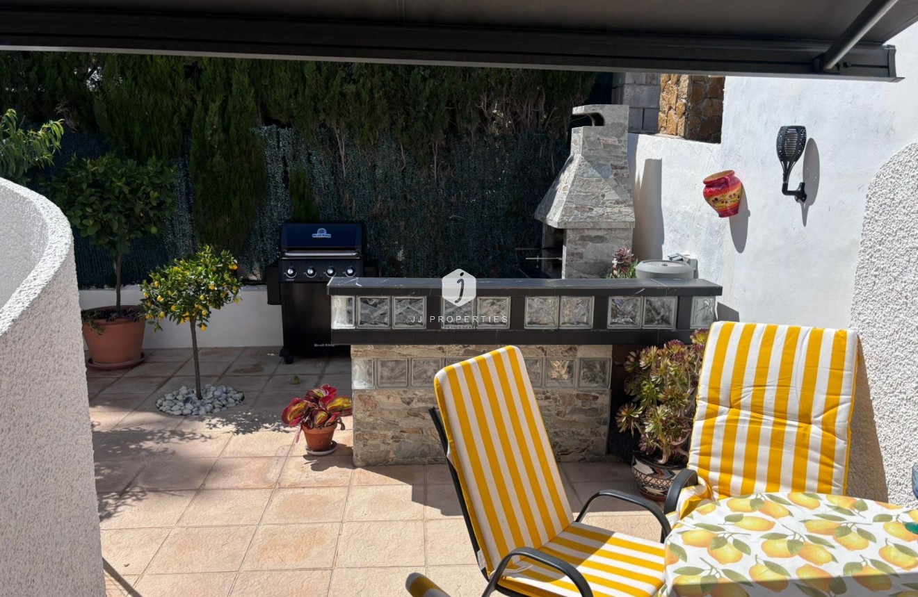 D'occasion - Chalet -
Torrevieja - Los Balcones
