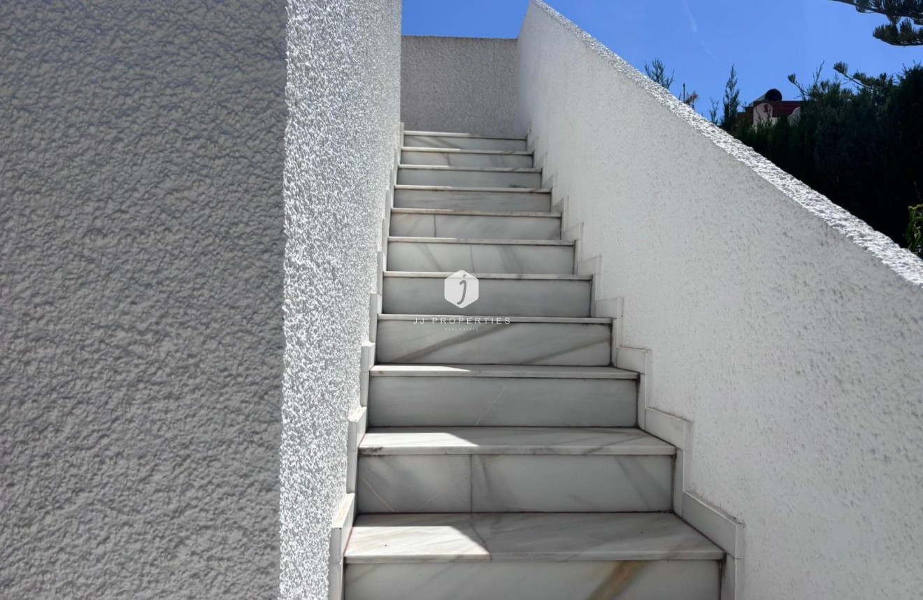 D'occasion - Chalet -
Torrevieja - Los Balcones