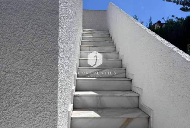 D'occasion - Chalet -
Torrevieja - Los Balcones