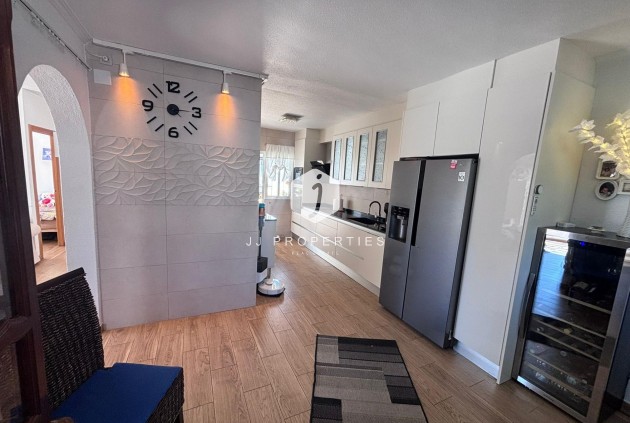 D'occasion - Chalet -
Torrevieja - Los Balcones