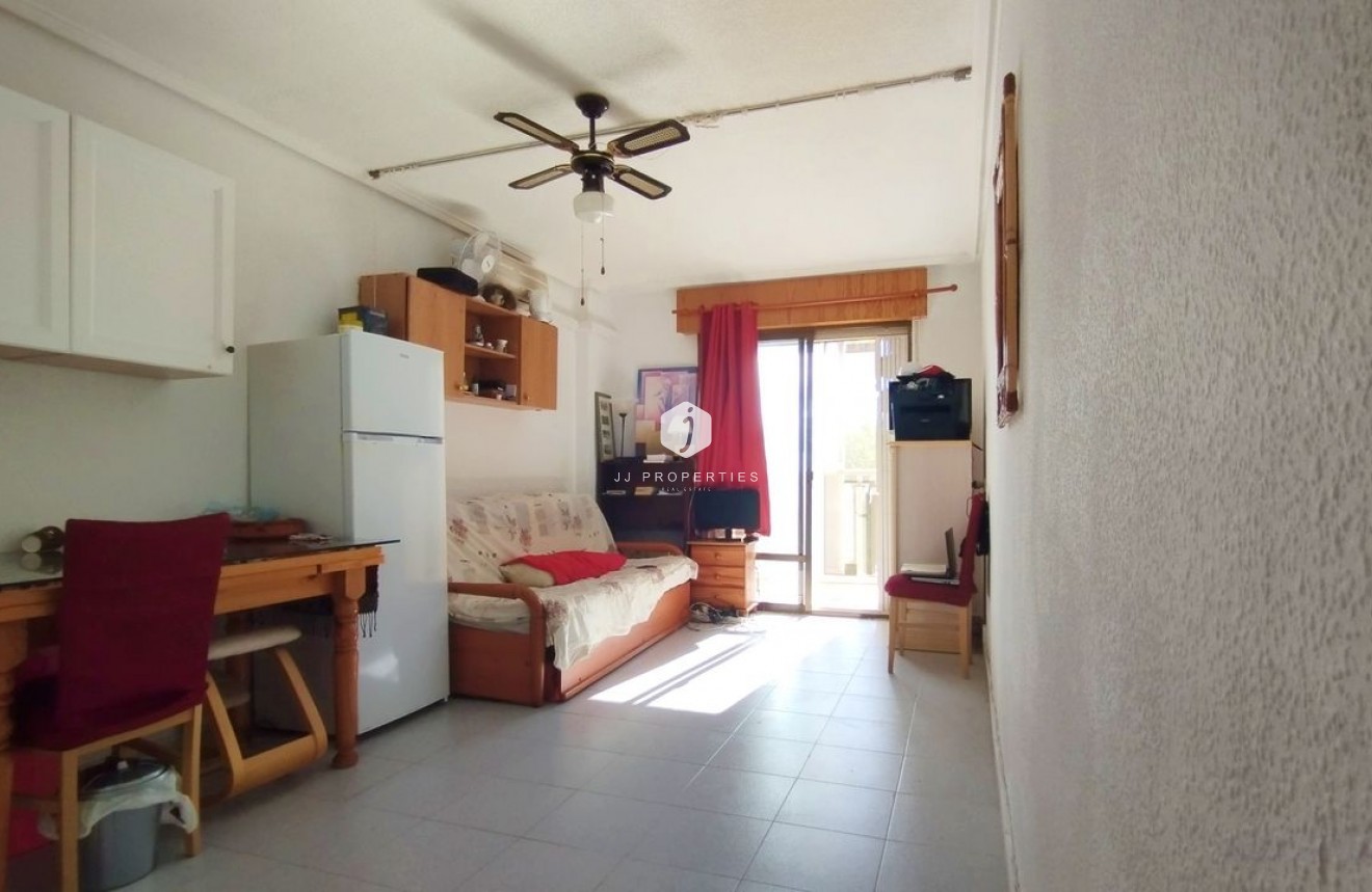 Resale - Apartment / flat -
Torrevieja - Costa Blanca