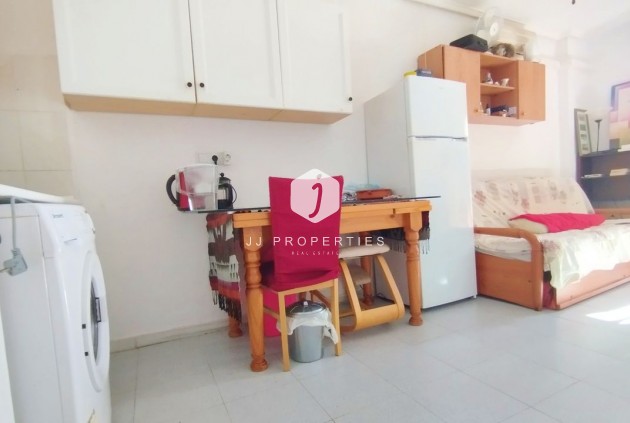 Resale - Apartment / flat -
Torrevieja - Costa Blanca