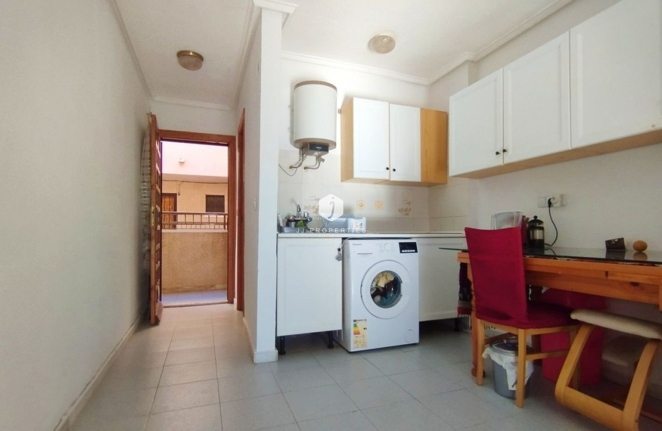 Resale - Apartment / flat -
Torrevieja - Costa Blanca