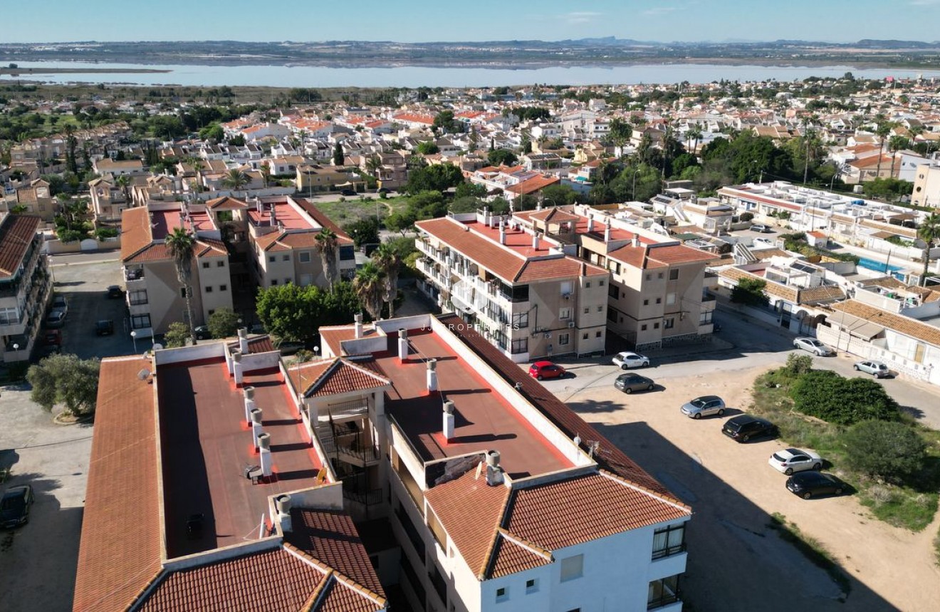 Resale - Apartment / flat -
Torrevieja - Costa Blanca