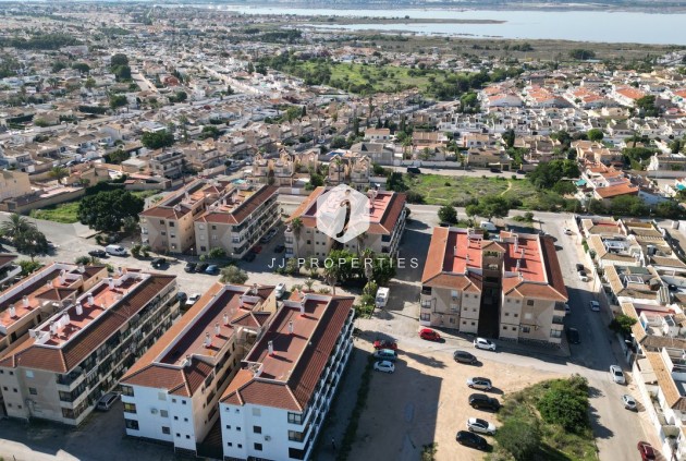 Resale - Apartment / flat -
Torrevieja - Costa Blanca