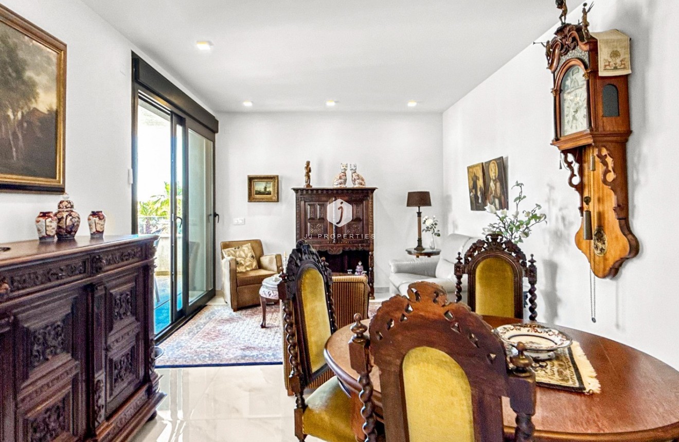 Tweedehands - Appartement / flat -
Orihuela Costa - Costa Blanca