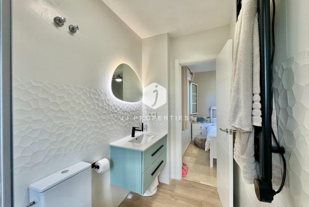 Aus zweiter Hand - Bungalow -
Orihuela Costa - Villamartín-las Filipinas