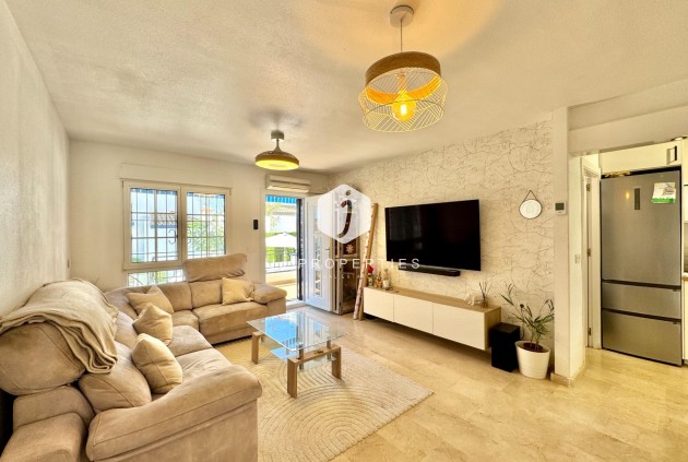 Aus zweiter Hand - Bungalow -
Orihuela Costa - Villamartín-las Filipinas