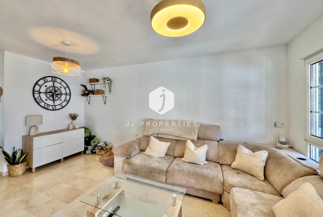 Aus zweiter Hand - Bungalow -
Orihuela Costa - Villamartín-las Filipinas